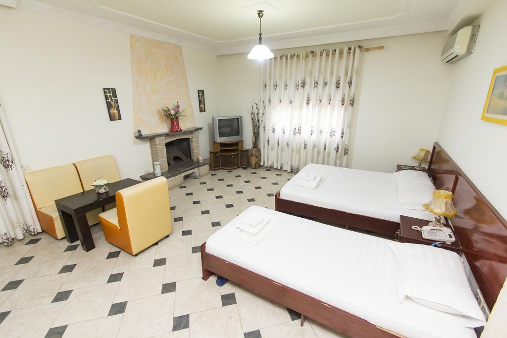 Vila 57 Hotel Тирана Номер фото